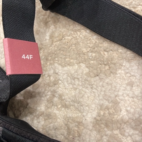 New CACIQUE BRA - PLUS SIZE Size 44F - Picture 6 of 10